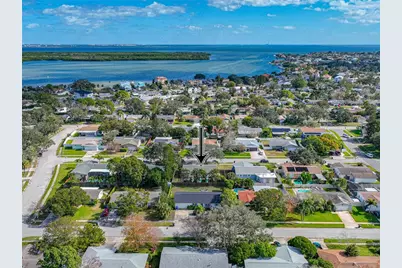 6000 19th Street NE, Saint Petersburg, FL 33703 - Photo 2