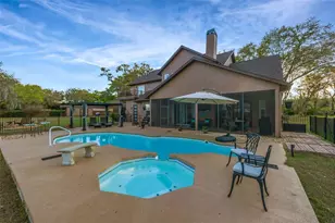 1710 Newberger Rd, Lutz, FL 33549 - Photo 86