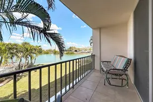 7401 Bay Island Dr S, South Pasadena, FL 33707 - Photo 32