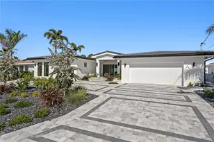 2580 East Bay Isle Dr SE, Saint Petersburg, FL 33705 - Photo 54