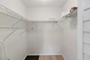 5920 80th St N, Saint Petersburg, FL 33709 - Photo 10