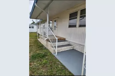 7901 40th Avenue N #60, Saint Petersburg, FL 33709 - Photo 6