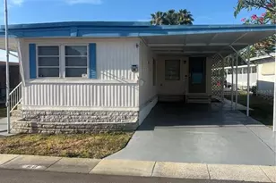 7901 40th Ave N, Saint Petersburg, FL 33709 - Photo 4
