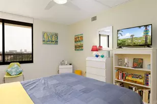 9525 Blind Pass Rd, Saint Pete Beach, FL 33706 - Photo 32