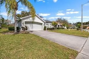 2113 Worthington Greens Dr, Sun City Center, FL 33573 - Photo 2