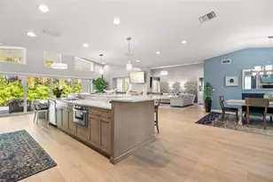 8 Ambleside Dr, Belleair, FL 33756 - Photo 18