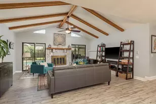 2830 Valencia Ln W, Palm Harbor, FL 34684 - Photo 4