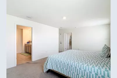 7530 Broad Pointe Drive, Zephyrhills, FL 33540 - Photo 32