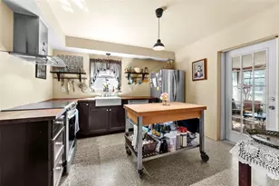 701 52nd Ave S, Saint Petersburg, FL 33705 - Photo 8