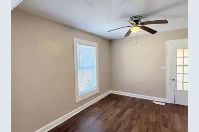 2609 4th Street S, Saint Petersburg, FL 33705 - Photo 4