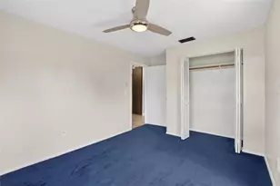 2043 Shadow Pine Dr, Brandon, FL 33511 - Photo 34