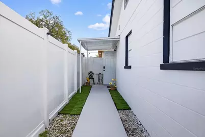 5407 Rosemont Avenue, Tampa, FL 33614 - Photo 4