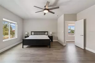 2407 W Carmen St, Tampa, FL 33609 - Photo 36