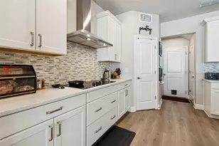 2407 W Carmen St, Tampa, FL 33609 - Photo 12
