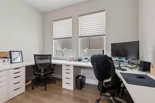 2407 W Carmen St, Tampa, FL 33609 - Photo 32