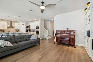2407 W Carmen St, Tampa, FL 33609 - Photo 22