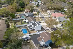 7608 Palmbrook Dr, Tampa, FL 33615 - Photo 48