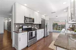 1001 Willowbranch Ave, Clearwater, FL 33764 - Photo 12