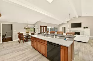 1725 Long Bow Ln, Clearwater, FL 33764 - Photo 16