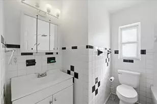 4398 Neptune Dr SE, Saint Petersburg, FL 33705 - Photo 46