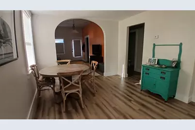 542 Division Street, Tarpon Springs, FL 34689 - Photo 10