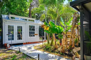 14197 Hetrick Cir N, Largo, FL 33774 - Photo 22