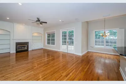 3410 W Bay Villa Avenue, Tampa, FL 33611 - Photo 6