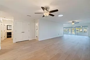 403 Boca Ciega Point Blvd N, Saint Petersburg, FL 33708 - Photo 32