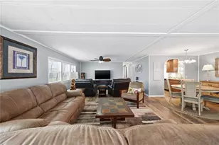 84 Jacaranda Dr, Safety Harbor, FL 34695 - Photo 10