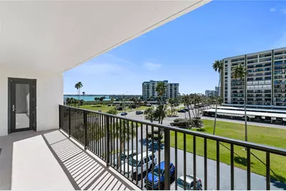 1460 Gulf Boulevard #310, Clearwater, FL 33767 - Photo 6