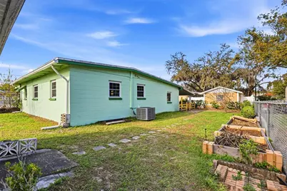 713 W 116th Avenue, Tampa, FL 33612 - Photo 16