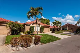 535 St Tropez Cir NE, Saint Petersburg, FL 33703 - Photo 6