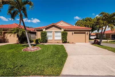 535 St Tropez Circle NE, Saint Petersburg, FL 33703 - Photo 2