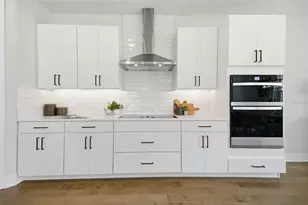 3608 E Tampa Cir, Tampa, FL 33629 - Photo 10