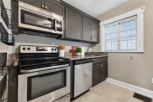 2825 3rd Ave N, Saint Petersburg, FL 33713 - Photo 14