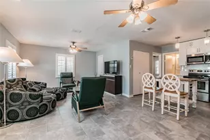 3611 W Anderson Ave, Tampa, FL 33611 - Photo 20