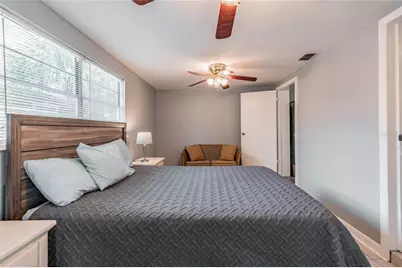 3611 W Anderson Avenue, Tampa, FL 33611 - Photo 12