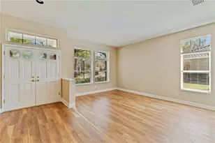 17918 Holly Brook Dr, Tampa, FL 33647 - Photo 6