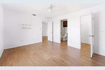 1400 Gandy Boulevard N #411, Saint Petersburg, FL 33702 - Photo 12