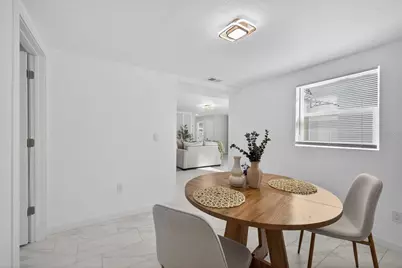 2175 20th Avenue SW, Largo, FL 33774 - Photo 8