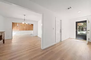 2275 Kingfisher Ln, Clearwater, FL 33762 - Photo 24