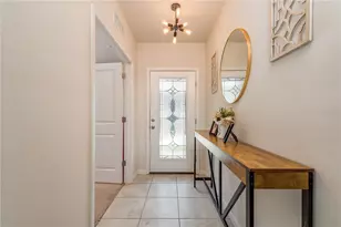 17906 Turning Leaf Cir, Land O Lakes, FL 34638 - Photo 6