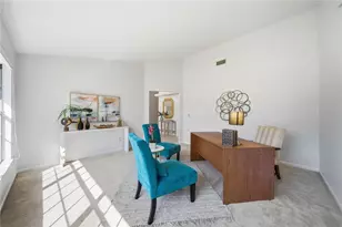 1908 River Crossing Dr, Valrico, FL 33596 - Photo 6