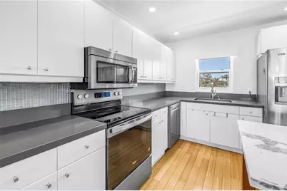 340 Pinellas Bayway S #307, Tierra Verde, FL 33715 - Photo 10