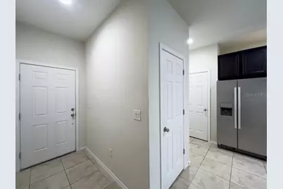 4812 White Sanderling Court, Tampa, FL 33619 - Photo 12