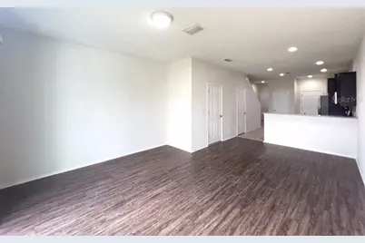 4812 White Sanderling Court, Tampa, FL 33619 - Photo 4