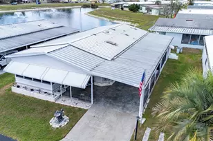 7039 Siesta St, Zephyrhills, FL 33541 - Photo 2