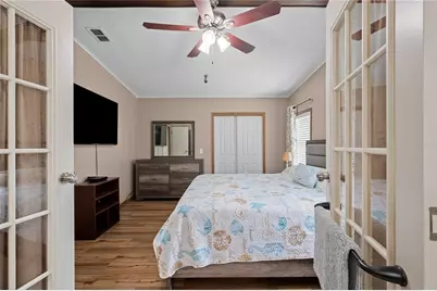 7039 Siesta Street, Zephyrhills, FL 33541 - Photo 16