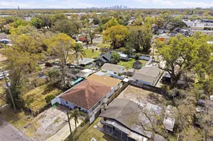 2706 W Powhatan Ave, Tampa, FL 33614 - Photo 4