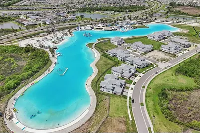 32010 Blue Passing Loop, Wesley Chapel, FL 33545 - Photo 4